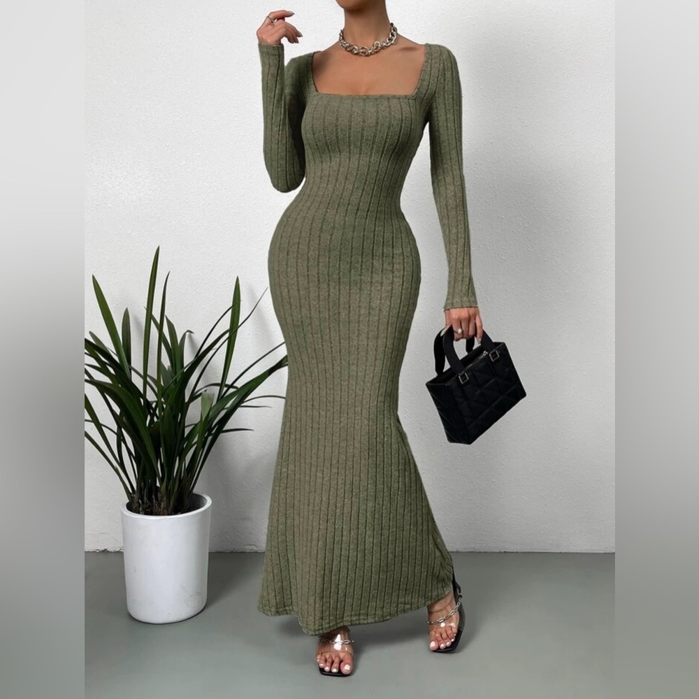 SHEIN Privé Square Neck Ribbed Knit Mermaid Hem Dress